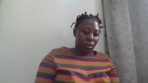 Snapshot of alesha_ chatting on May 31, 7:04 am Noreen Kennth and Emilly online show from May 31, 7:04 am