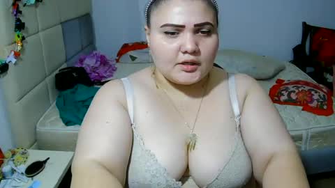 Snapshot of alesia_jones01 chatting on June 30, 5:30 am Alesia jones01 online show from June 30, 5:30 am