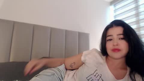 Snapshot of aleska_bell69 chatting on December 5, 9:00 pm Aleska online show from December 5, 9:00 pm