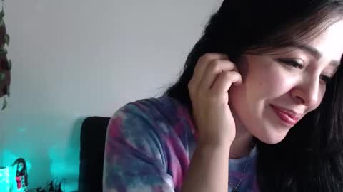 Snapshot of aleska_bell69 chatting on January 10, 4:20 pm Aleska online show from January 10, 4:20 pm