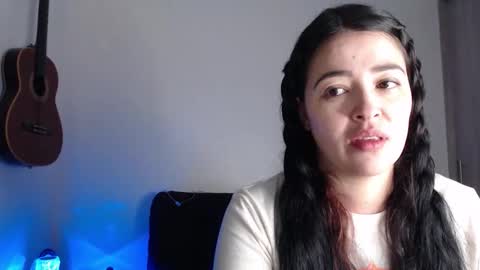 Snapshot of aleska_bell69 chatting on January 17, 5:38 pm Aleska online show from January 17, 5:38 pm