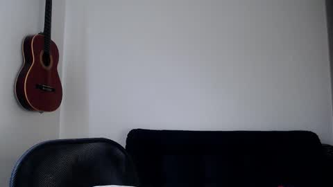 Snapshot of aleska_bell69 chatting on February 12, 4:35 pm Aleska online show from February 12, 4:35 pm