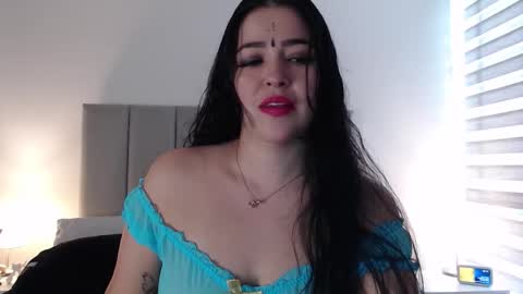 Snapshot of aleska_bell69 chatting on February 27, 4:29 pm Aleska online show from February 27, 4:29 pm