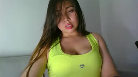 QUEEN OFF MILk  IM BACK  15 NOV online show from October 30, 11:27 pm