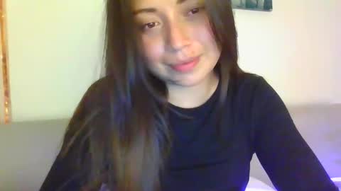 QUEEN OFF MILk  IM BACK  15 NOV online show from November 19, 10:21 pm