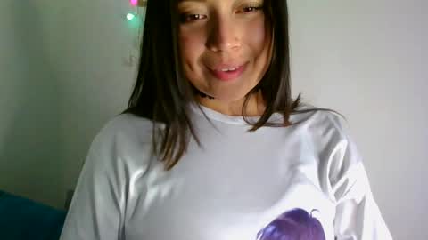 QUEEN OFF MILk  IM BACK  15 NOV online show from February 18, 10:17 pm