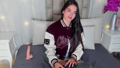 Snapshot of aleska_romanov chatting on September 20, 11:44 am ALESKA online show from September 20, 11:44 am