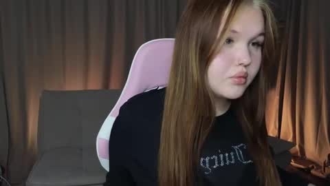 aleskasage online show from June 3, 7:11 am