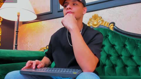 Alessandro King online show from January 18, 12:15 pm