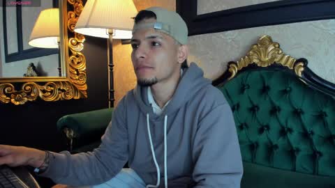 Alessandro King online show from April 25, 7:11 pm