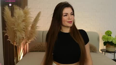 alessamay online show from May 29, 8:29 pm
