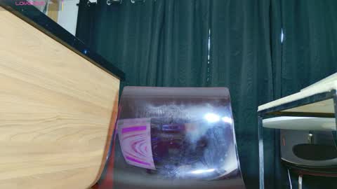 Alessandra online show from April 9, 2:22 pm