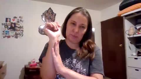Alessandra Conrado online show from February 18, 7:04 am