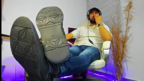 ALESSANDRO  WYE online show from December 2, 4:31 am