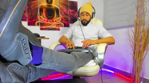 ALESSANDRO  WYE online show from January 26, 2:14 am