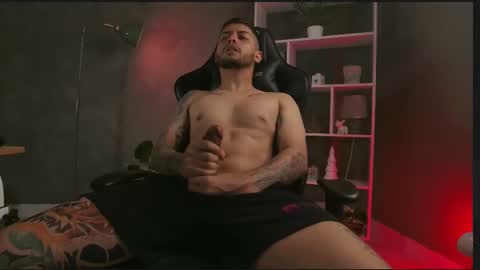 Alessandro INDEPENDENT MODEL online show from September 28, 1:33 am