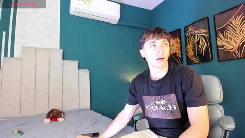 Alessandro Dybala online show from December 2, 12:32 pm