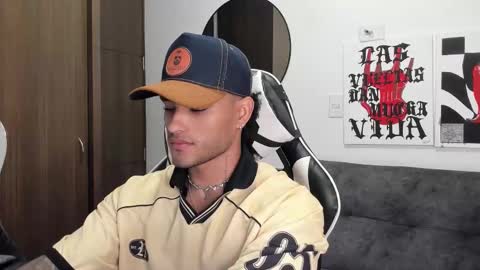 Alessandro Vanni online show from December 14, 2:39 am