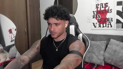 Alessandro Vanni online show from January 19, 2:15 am