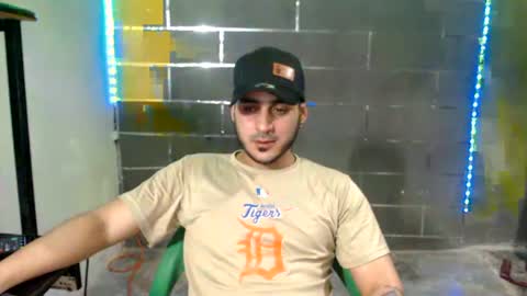 alessandro online show from July 11, 2:25 am