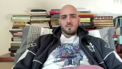 alessandromori91 online show from March 19, 2:32 pm