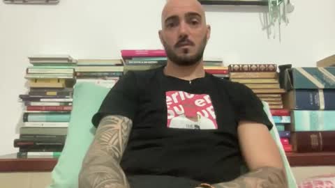 alessandromori91 online show from April 23, 8:44 pm