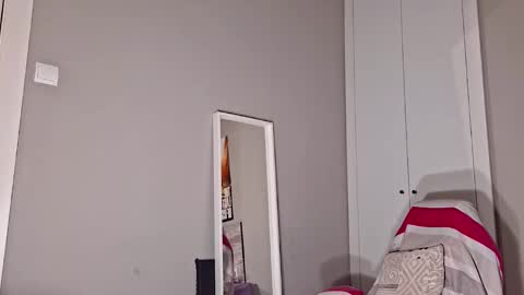 Alessandro online show from November 2, 7:00 am