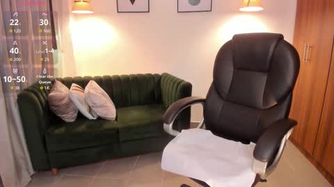 Snapshot of alessia_will chatting on January 17, 3:55 am Alessia Will online show from January 17, 3:55 am