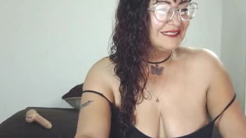 Allesiaboobs online show from March 15, 10:38 pm