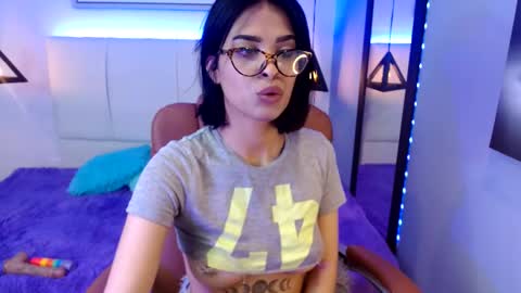 Snapshot of alessiaval chatting on February 18, 12:17 pm Valery online show from February 18, 12:17 pm