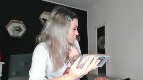 alesys69 online show from December 8, 10:47 pm