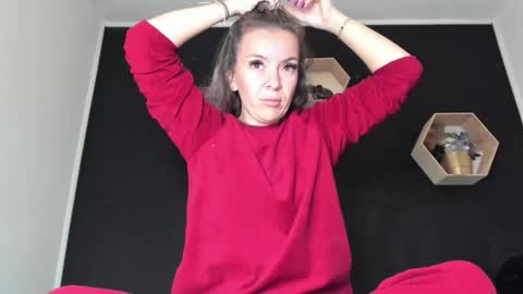 alesys69 online show from October 10, 9:58 pm