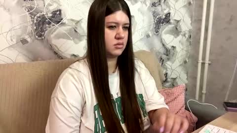 Aletta Oushen online show from February 13, 11:17 am