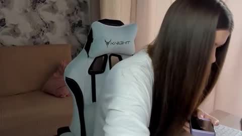 Aletta Oushen online show from September 20, 10:27 am