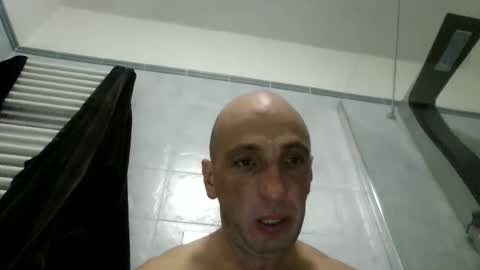 alex120475 online show from February 25, 9:02 pm