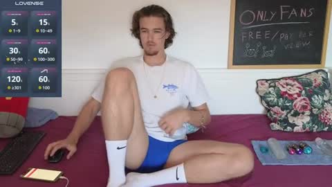 Alex83530 online show from June 28, 6:19 am