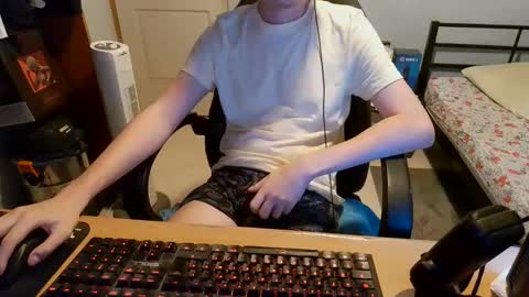 Alex online show from November 12, 7:35 pm