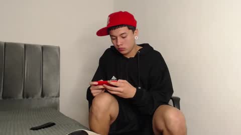 Owen online show from December 3, 6:26 am