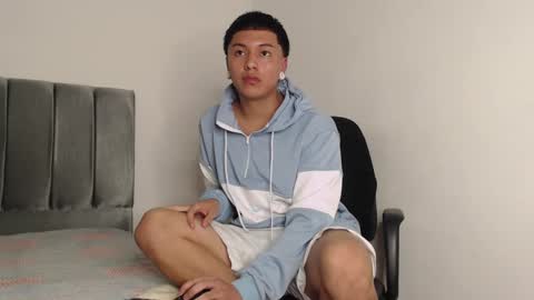 Owen online show from January 25, 1:32 am