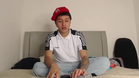 Owen online show from February 11, 2:49 am