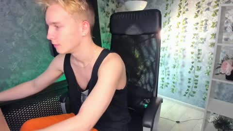 your Alex online show from December 22, 10:17 am