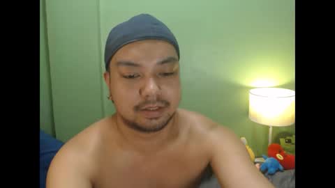 Snapshot of alex_babex chatting on April 6, 2:31 am Steve online show from April 6, 2:31 am