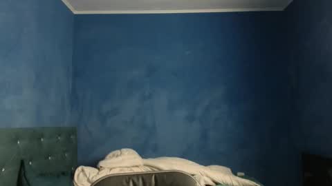 Alex online show from January 12, 6:02 pm