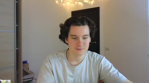 FAVORITE online show from February 9, 3:11 am