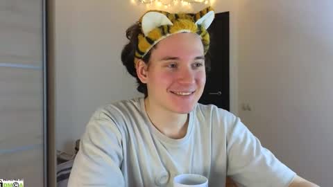 FAVORITE online show from February 26, 2:46 pm