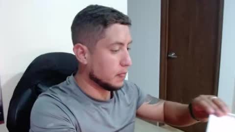 alex online show from May 20, 1:01 am