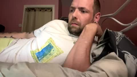 Snapshot of alex_essex69 chatting on August 2, 2:32 am alex_essex69 online show from August 2, 2:32 am
