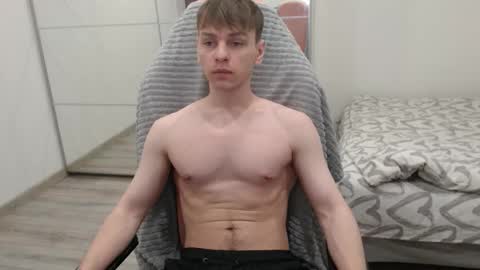 Alex online show from October 5, 6:39 pm