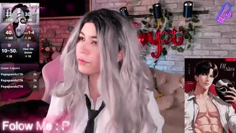 Snapshot of alex_howell chatting on February 23, 11:58 pm alex_howell online show from February 23, 11:58 pm