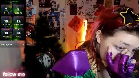 alex_howell online show from December 15, 8:02 pm